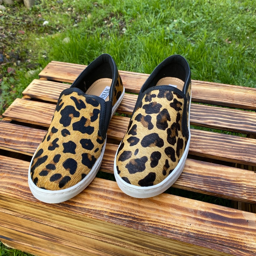Size 7 Cowhide Cheetah Shoes
